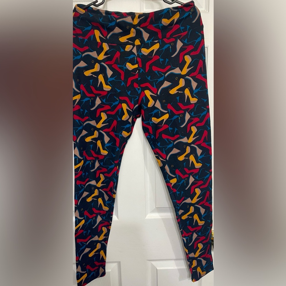 Lularoe Vibrant Red and Blue shoe print Leggings